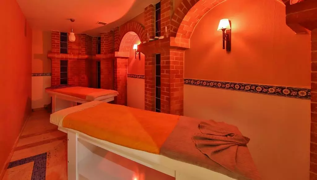 ماساژ Ramada by Wyndham Istanbul Taksim